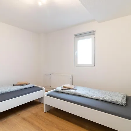 100qm Grosse Fur 7 Personen Apartmán *